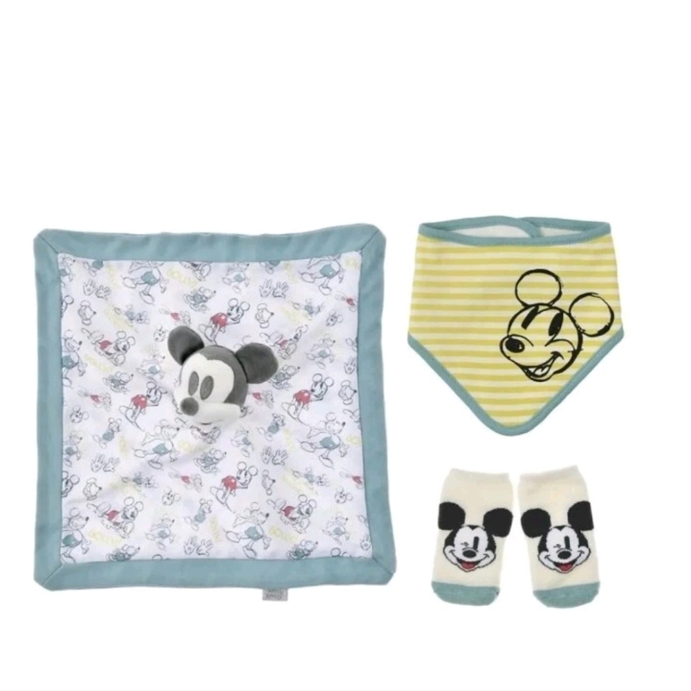 Mickey BABY GIFT 3-Piece Set O-6 Mo Blue & Yellow Disney Baby Disney Store Japan